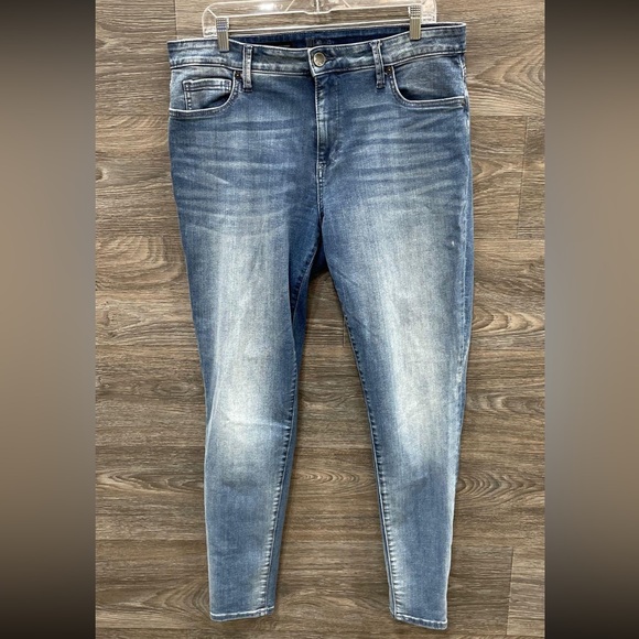 Kut from the Kloth High Rise Toothpick Skinny Jeans - Picture 1 of 4